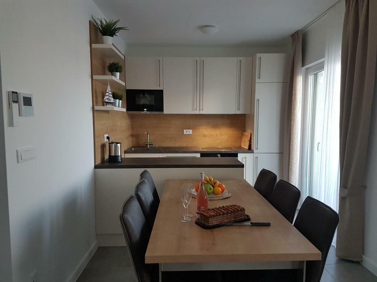 Apartment Aria Exclusive 佩特坎内 外观 照片